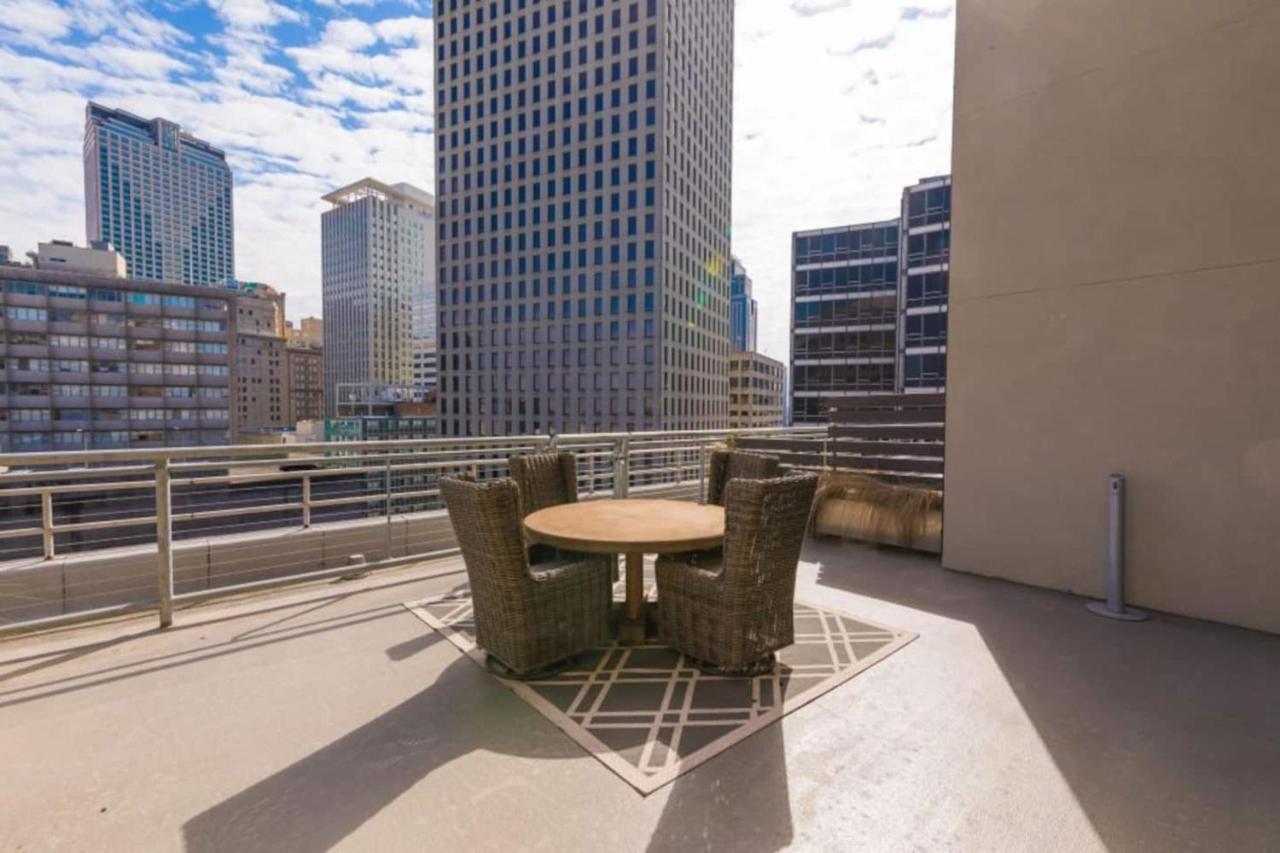 Spacious 4br In Apartment