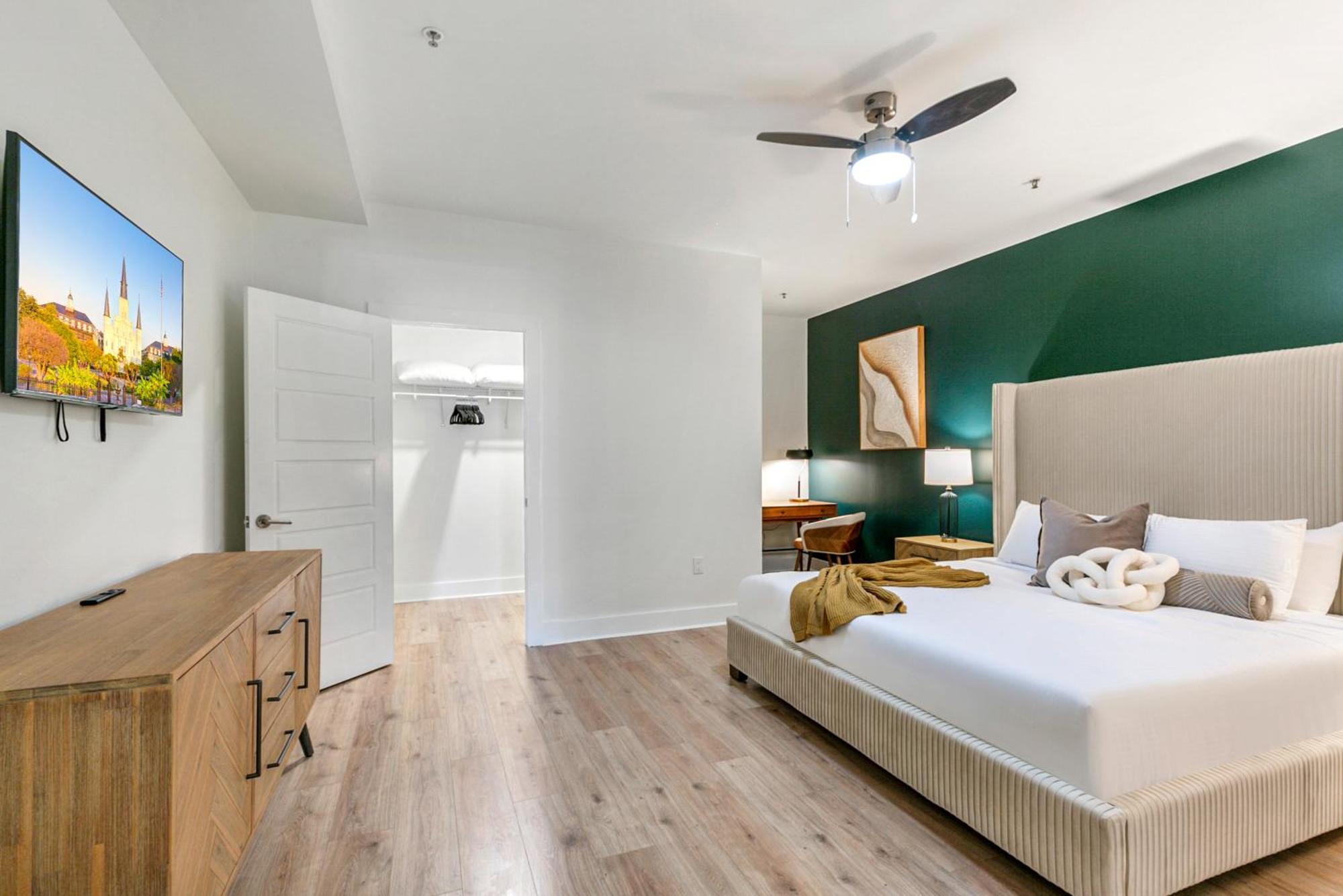 Apartment Spacious 4br In