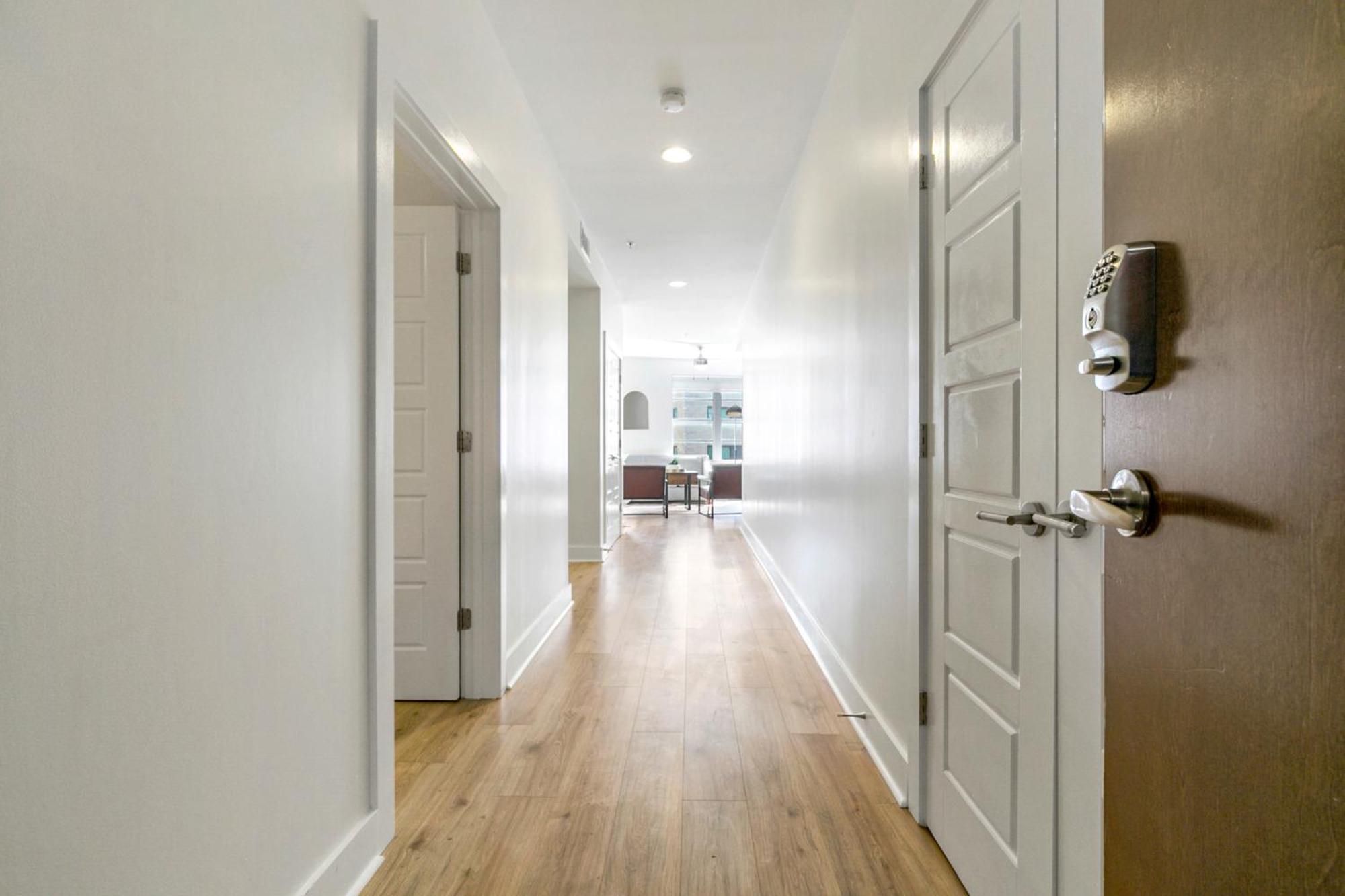 Apartment Spacious 4br In