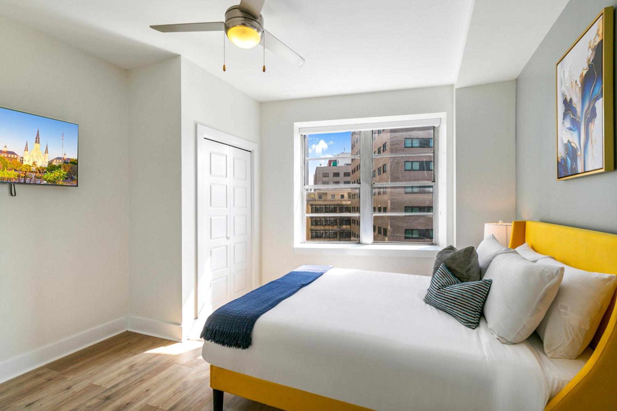Apartment Spacious 4br In *